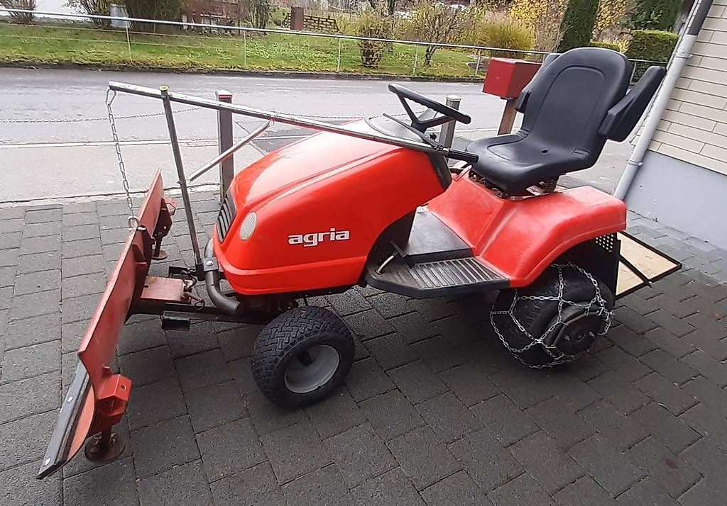 Agria Sgombero neve: Rasentraktor Agria – Usato da Ruswil venduto da toyota1968 3