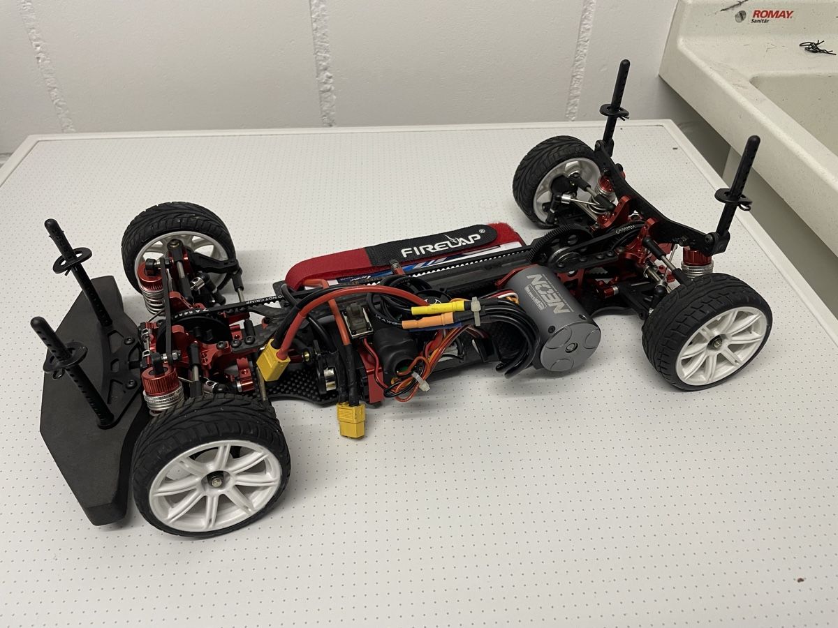 RC Kits de montage: RC Firelap 1:10 – D'occasion à Heimberg par pazo83 2
