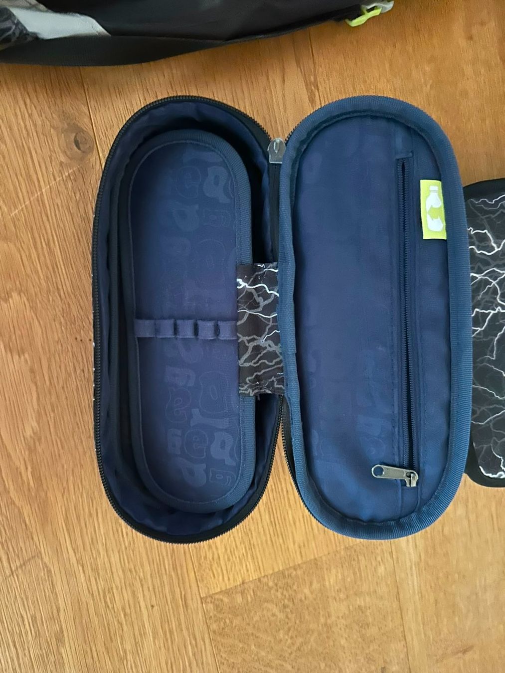 Ergobag Borse & Zaini: Ergobag Schulrucksack-Set – Usato da Laufen venduto da MoJo-2008 4