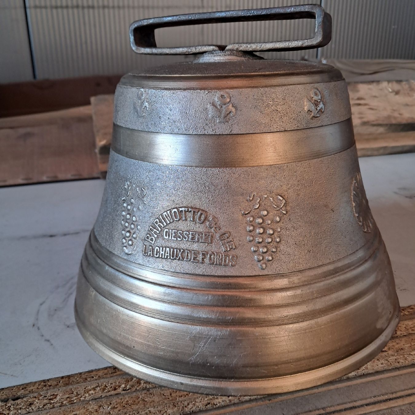 Campanacci mucche: ALTE BARINOTTO GLOCKE  – Usato da Murten venduto da SHETHOF 4