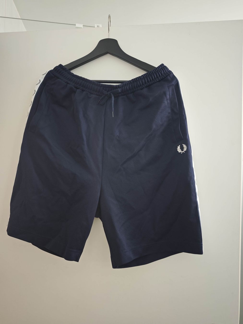 Fred Perry Maglioni & Felpe: Fred Perry Collection Size L – Usato da Ballwil venduto da Standardfloskel_14 8
