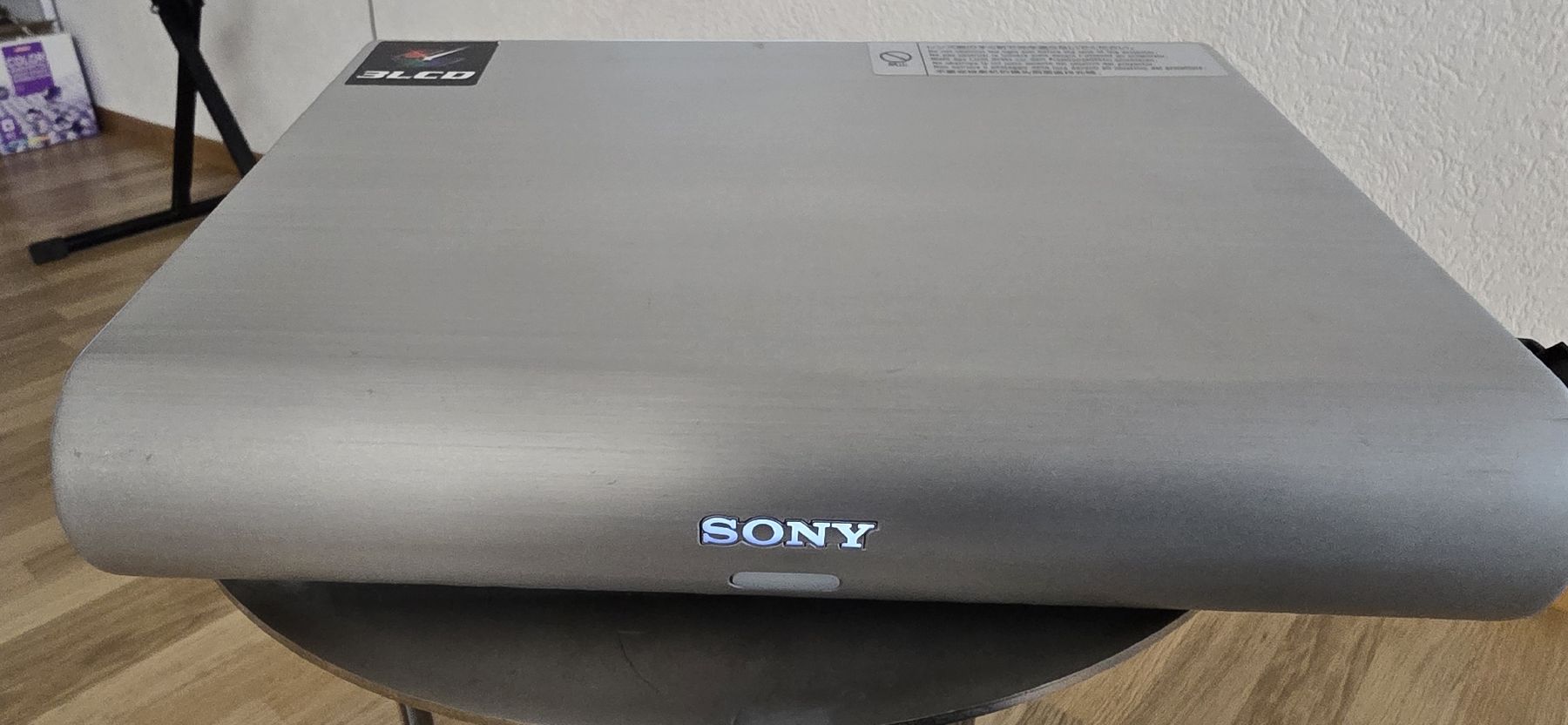 Sony Vidéoprojecteurs: Sony VPL-CX20 Data Projector XGA 3LCD Used  – D'occasion à Studen BE par tha_dhp8