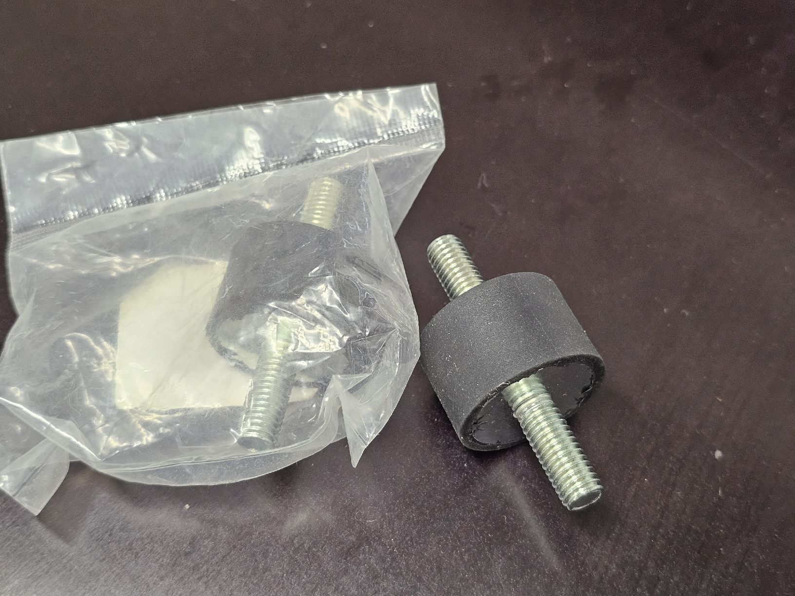 Tous les outils: Vibrationsdämpfer M8 – Neuf (Voir description) à Burgistein par chillyB 1