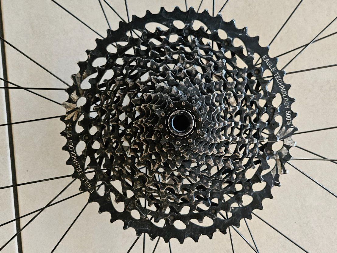 Cerchioni: Felgen Crest Stan`s, Bremsscheiben Ashima, Kasette Sram – Usato da Trachslau venduto da Daniel12766 8