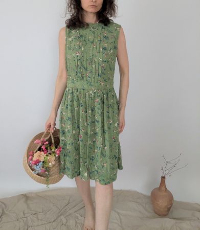 Kleid Blumenmuster  A-Linie Grösse M