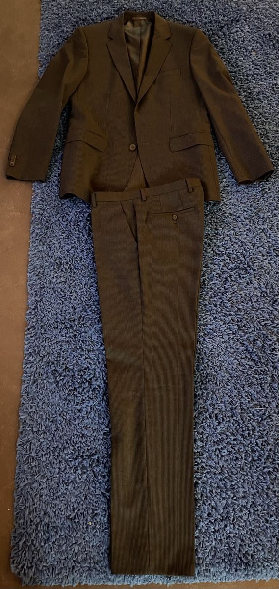 Hugo Boss Completi: Costume Hugo Boss taille 48, 1m74 – Usato da Schaffhausen venduto da her_b5sk 2