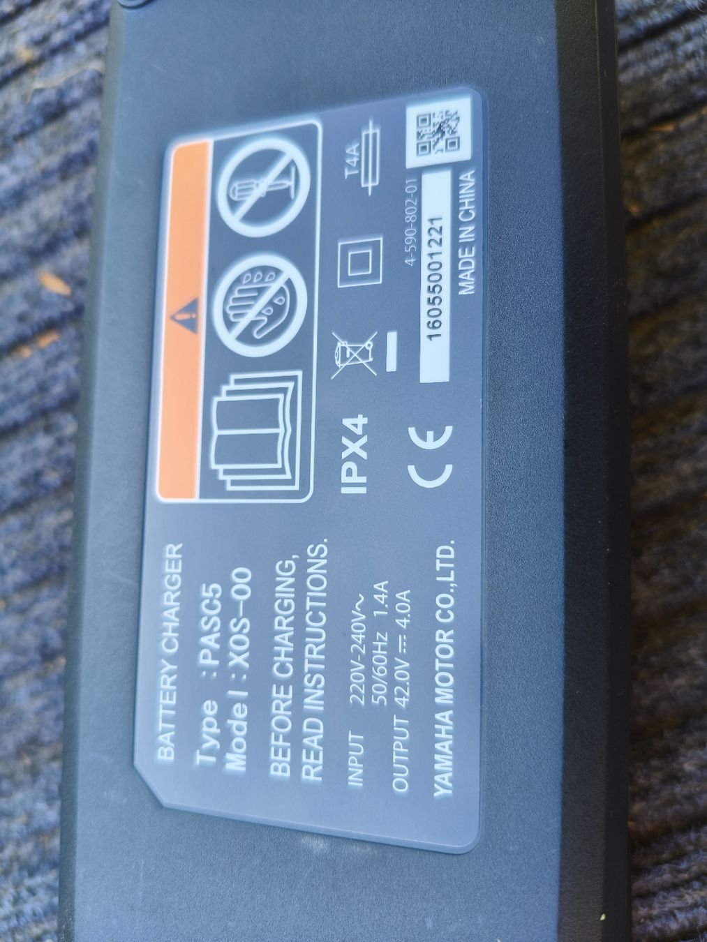 Yamaha Chargeurs: Yamaha Ladegerät – D'occasion à Zürich par luc_mf5d 1