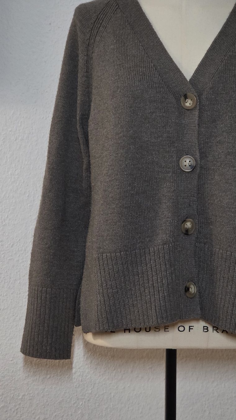 H&M Maglioni & Felpe: Strick-Cardigan & Strickpullover , Grösse XS & S – Usato da Kreuzlingen venduto da MeinKleinesAtelier 1