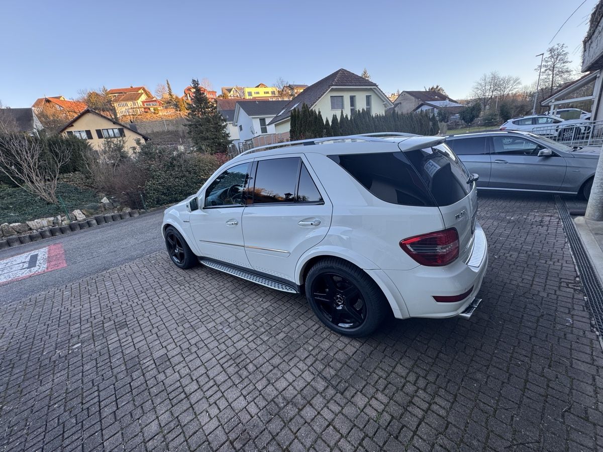 Mercedes-Benz Autos: Ml63 AMG – D'occasion à Ueken par Renault52 2