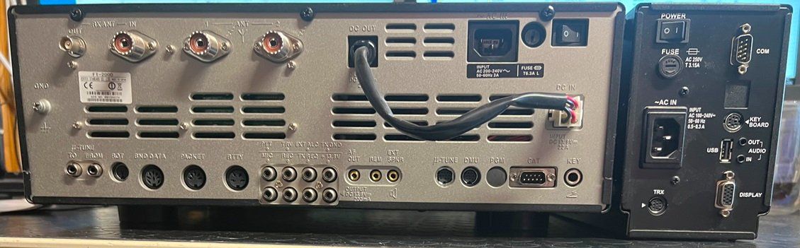 Yaesu Funktechnik: Yaesu FT-2000 Transceiver + DMU-2000 Datenmanagement  Unit – Gebraucht aus Rothrist von Fsuser 1