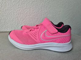Nike Sneakers / Turnschuhe pink, Grösse 31