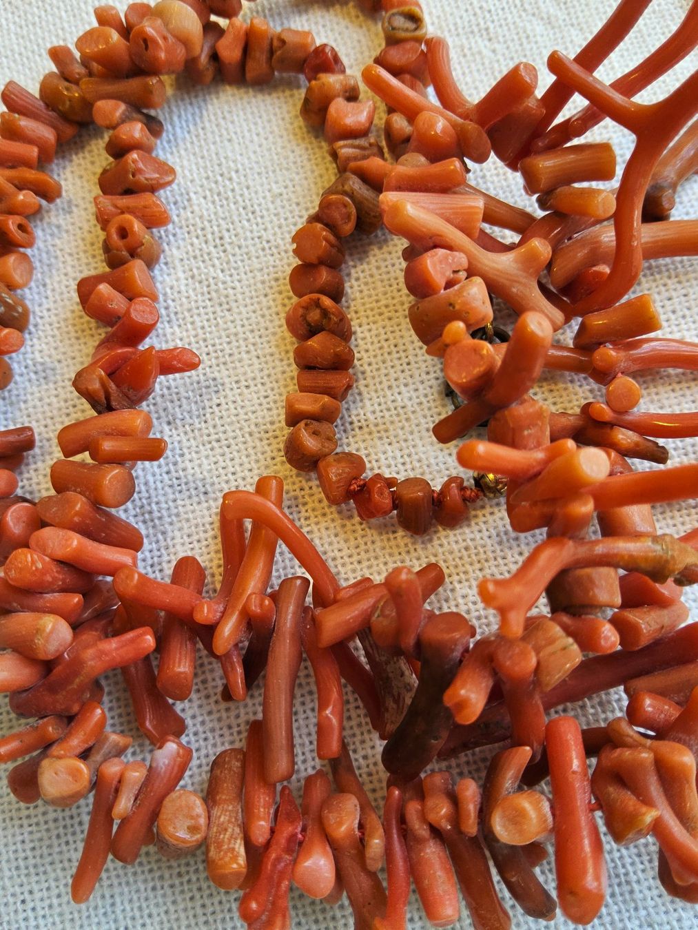 Catenine: Antike echte Korallenkette Collier – Usato da Zürich venduto da Aleick 5