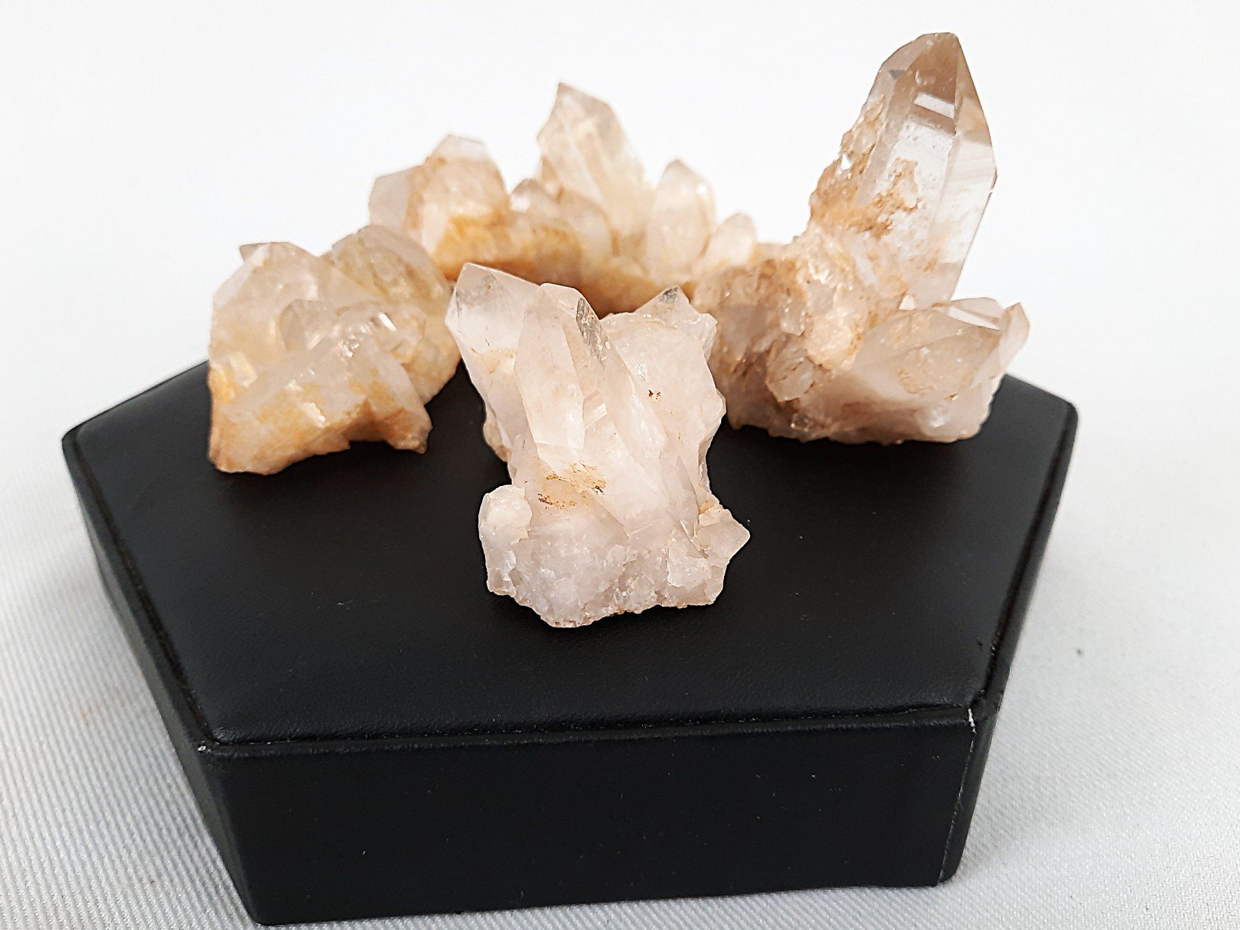 Mineralien & Heilsteine: Bergkristalle 4 Stück – Gebraucht aus Beinwil am See von Restwert_Beinwil 1