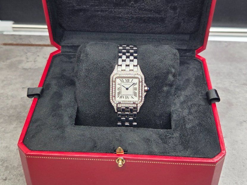 Cartier Uhren: Cartier – Neu und originalverpackt aus La Chaux-de-Fonds von curtitswisswatches 3