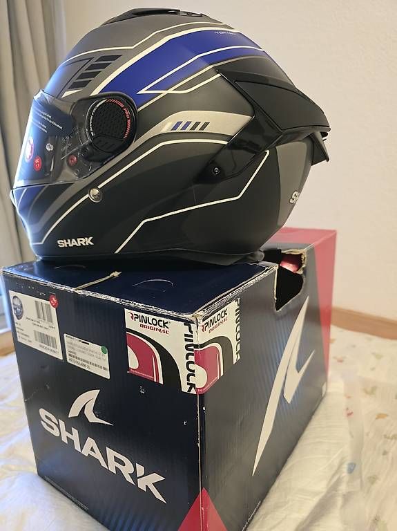 Helme & Visiere: Shark Helm – Neu und originalverpackt aus Zürich von abd_h5l6 1