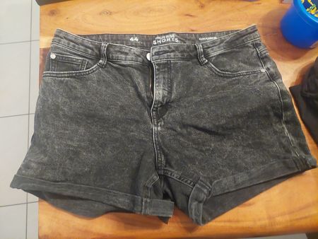 Shorts Gr 44