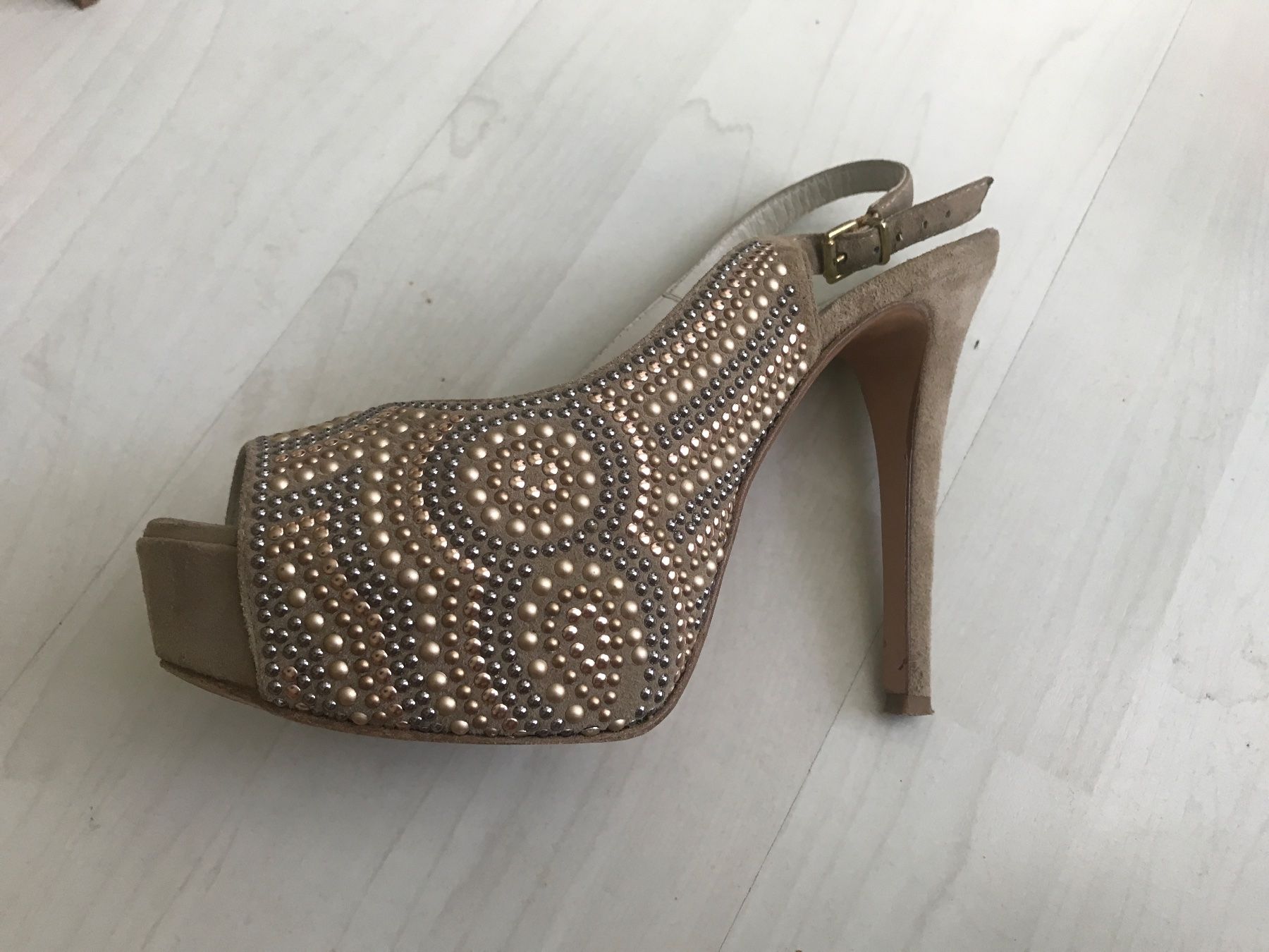 Walder Damenschuhe: High heels Sling-Pumps, Gr. 37 von Walder Shoes – Gebraucht aus Bremgarten AG von Belana0