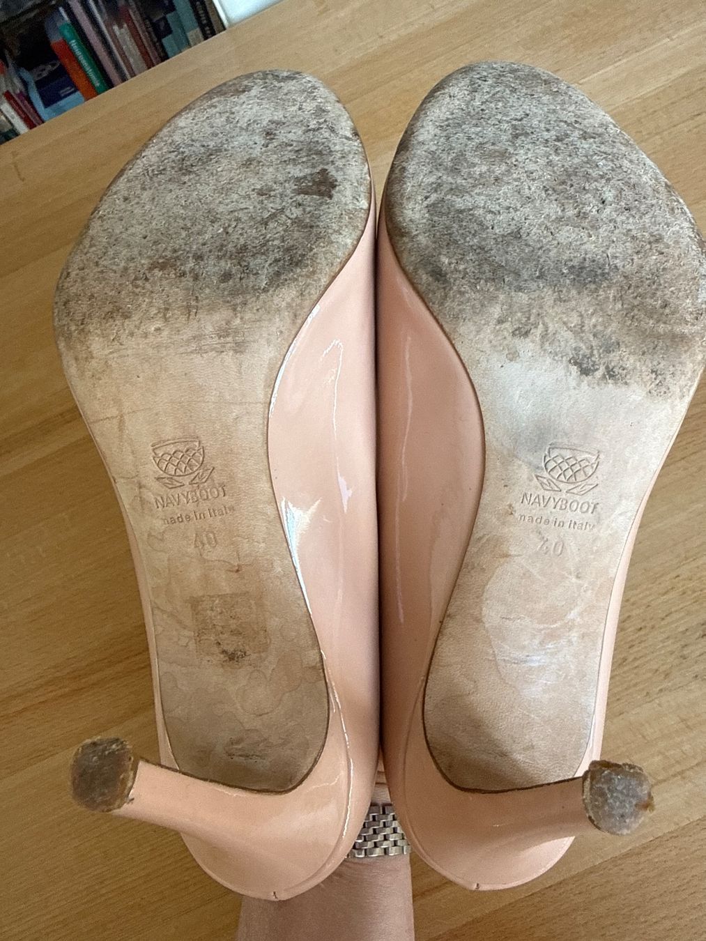 Navyboot Damenschuhe: Navyboot nude Pumps Lackleder 40 – Gebraucht aus St Gallen von mayerka 3