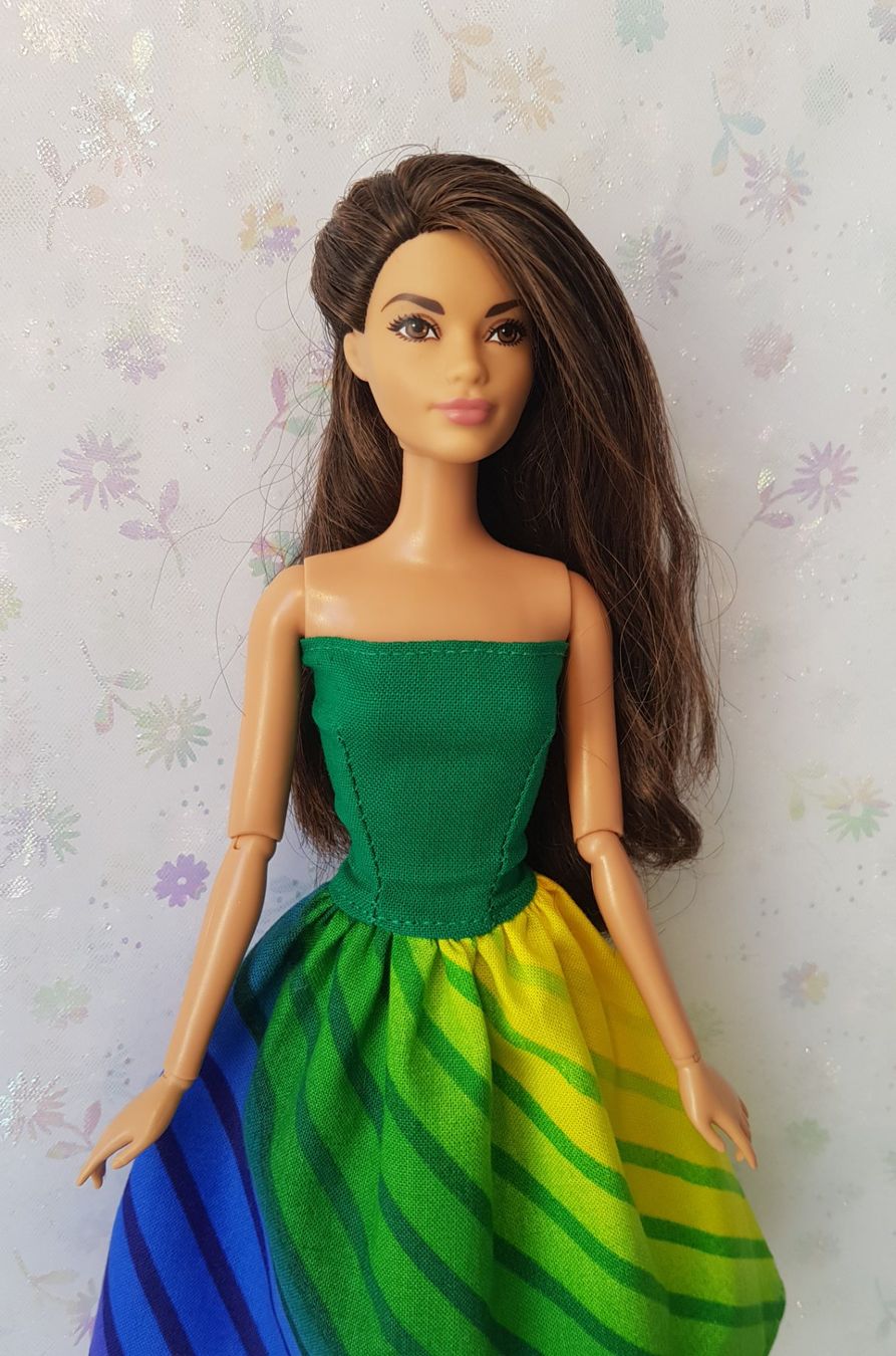 Puppen: Barbie Kleid – Neu (gemäss Beschreibung) aus Lachen SZ von Sakura4hime 3