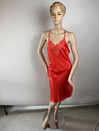 Nachthemd Sylvie, Grösse 36 inkl.Slip Sylvie Grösse 36 weiss