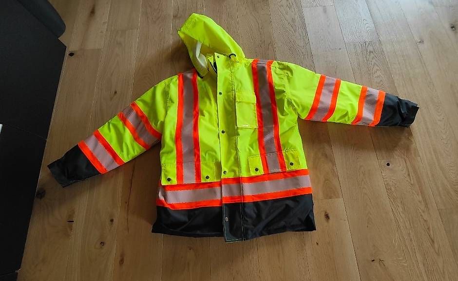 Giacche: Sicherheitsjacke XL – Usato da Allmendingen b. BE venduto da danalela