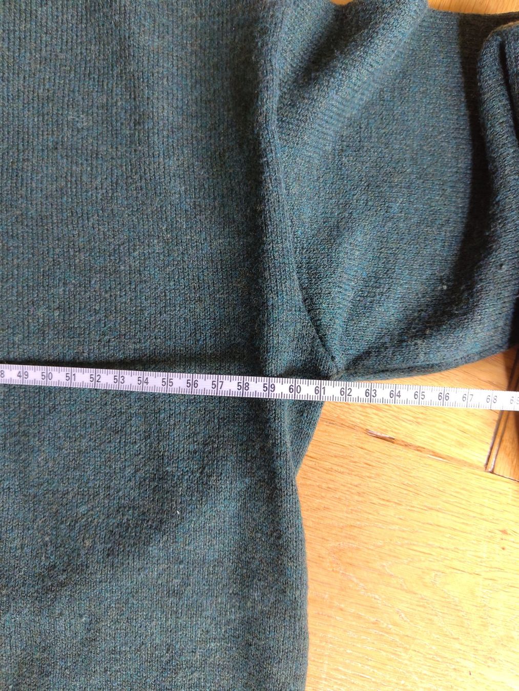 H&M Maglioni & Felpe: Pullover – Usato da Bern venduto da Linii 1