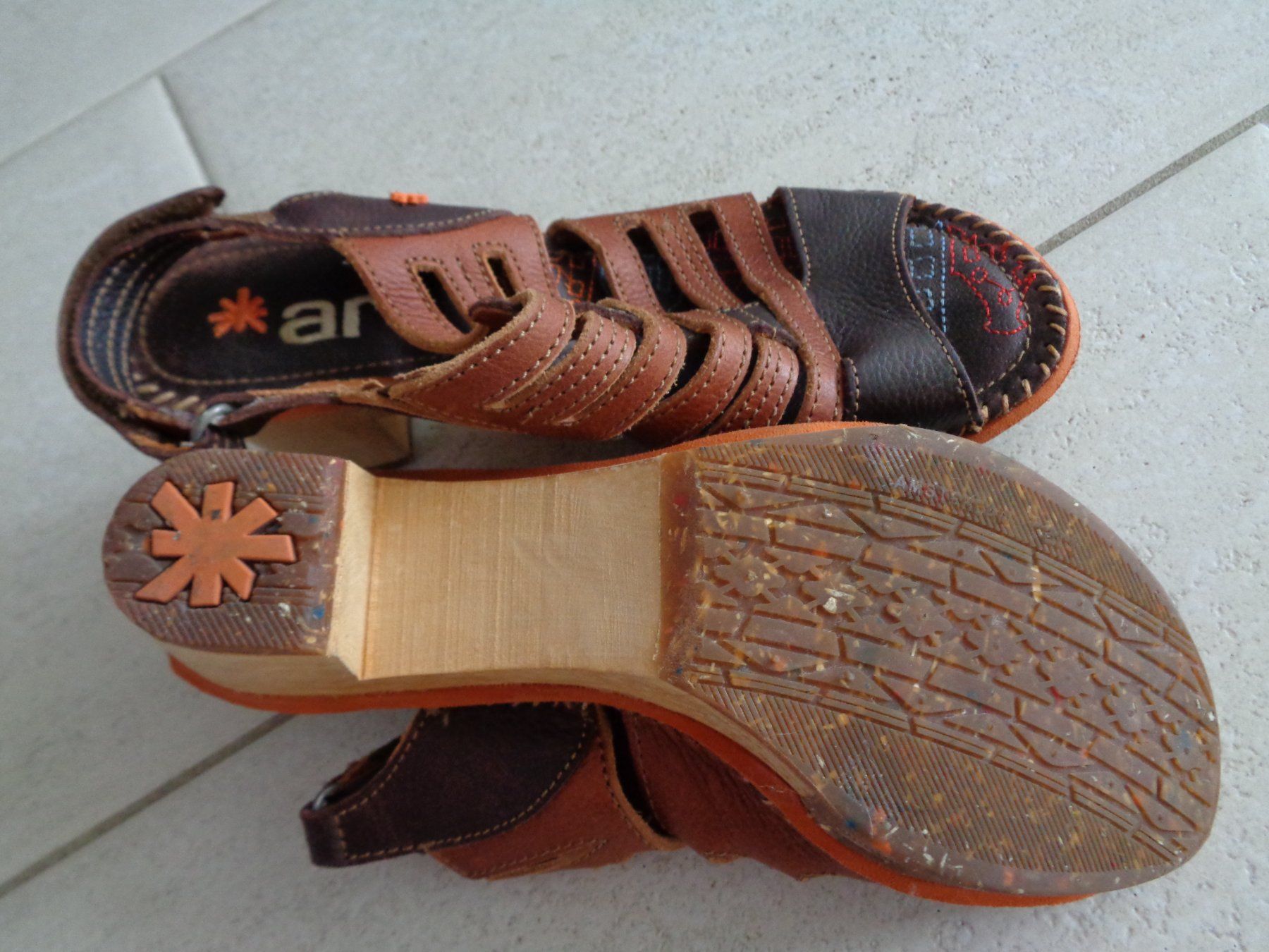 Art Scarpe da donna: ART SANDALE GR.39 NEUWERTIG – Usato da Rotkreuz venduto da Samballi 2