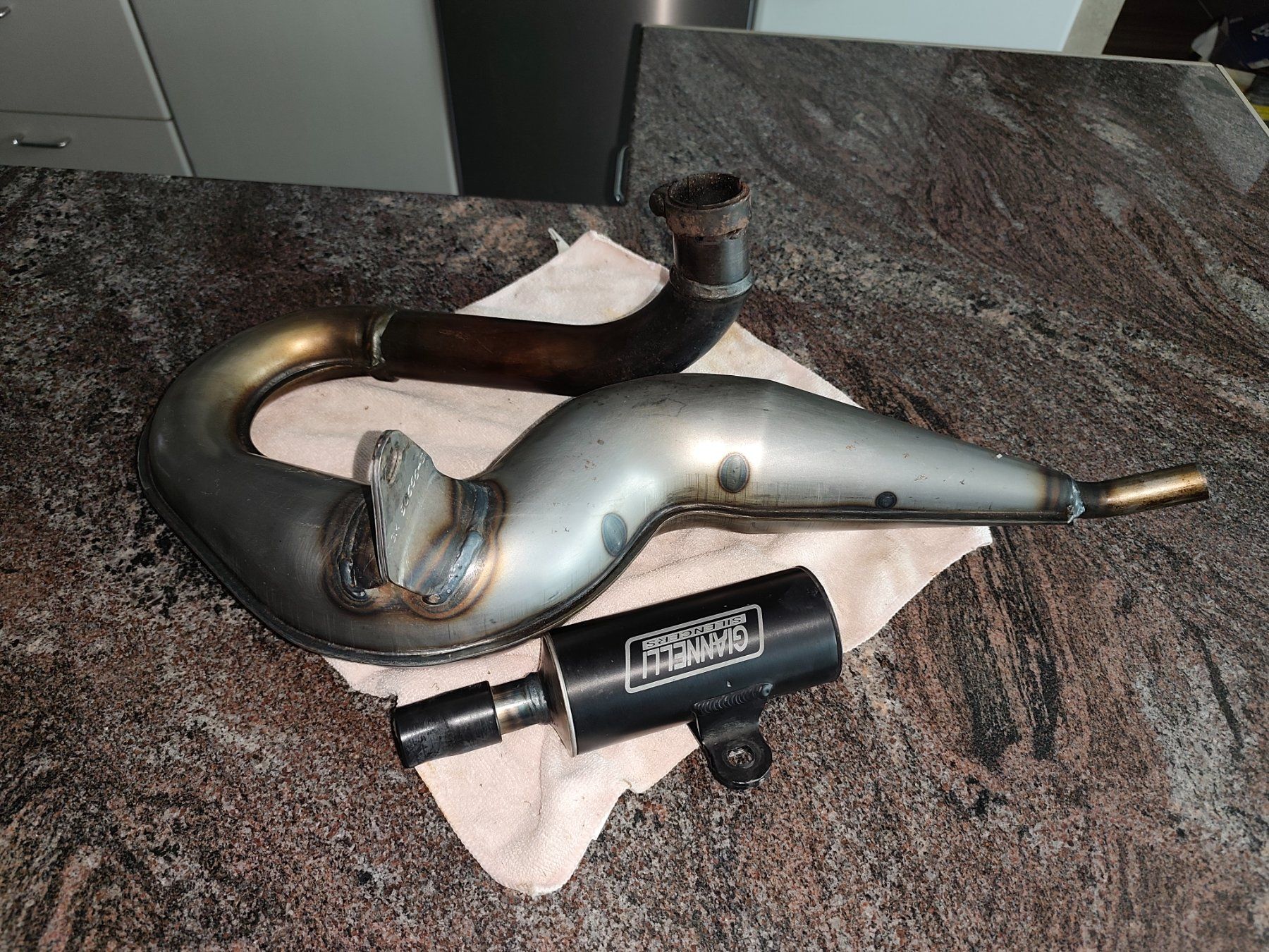 Vespa Échappements: Piaggio Vespa 125 gianneli auspuff – D'occasion à Chevenez par oldyparadise 4