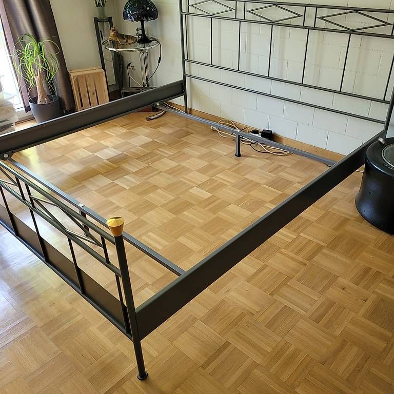 Letti: Doppelbett – Usato da Aesch BL venduto da melvinnala 1