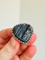 Black Tourmaline ring size 58 (18)