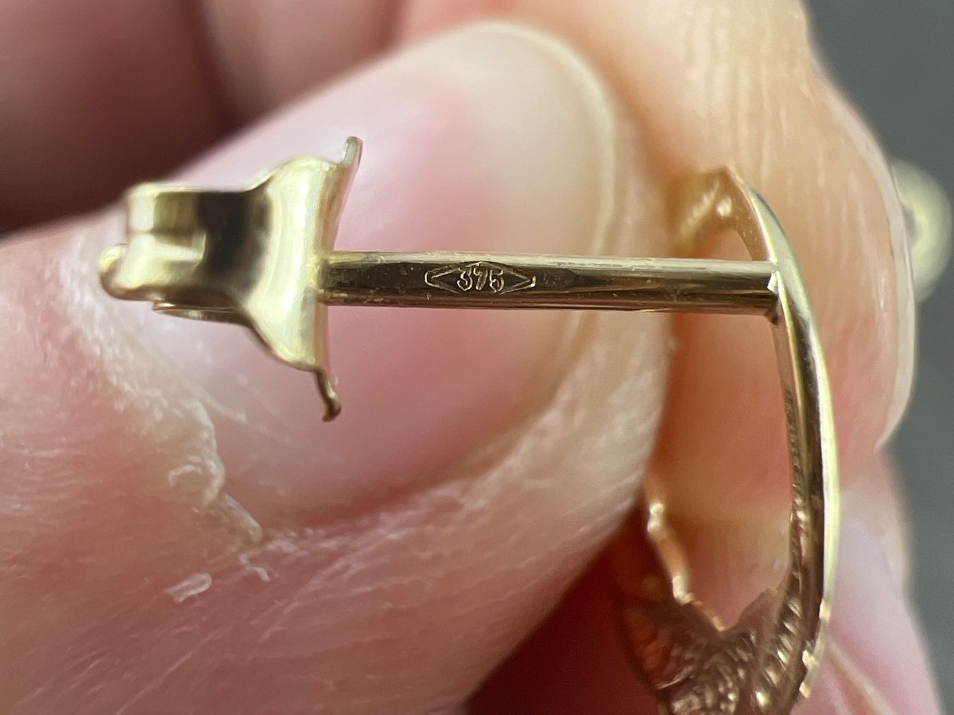 Ohrringe & -stecker: Ohrstecker 375 Gold – Gebraucht aus Niederuzwil von leo_8857 1