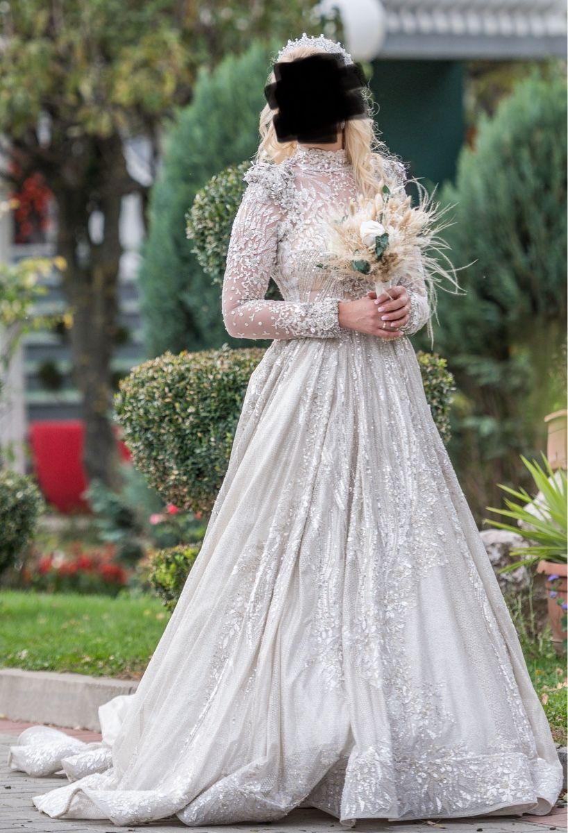Vestiti: Brautkleid – Nuovo (secondo la descrizione) da Winterthur venduto da eva_xx5j
