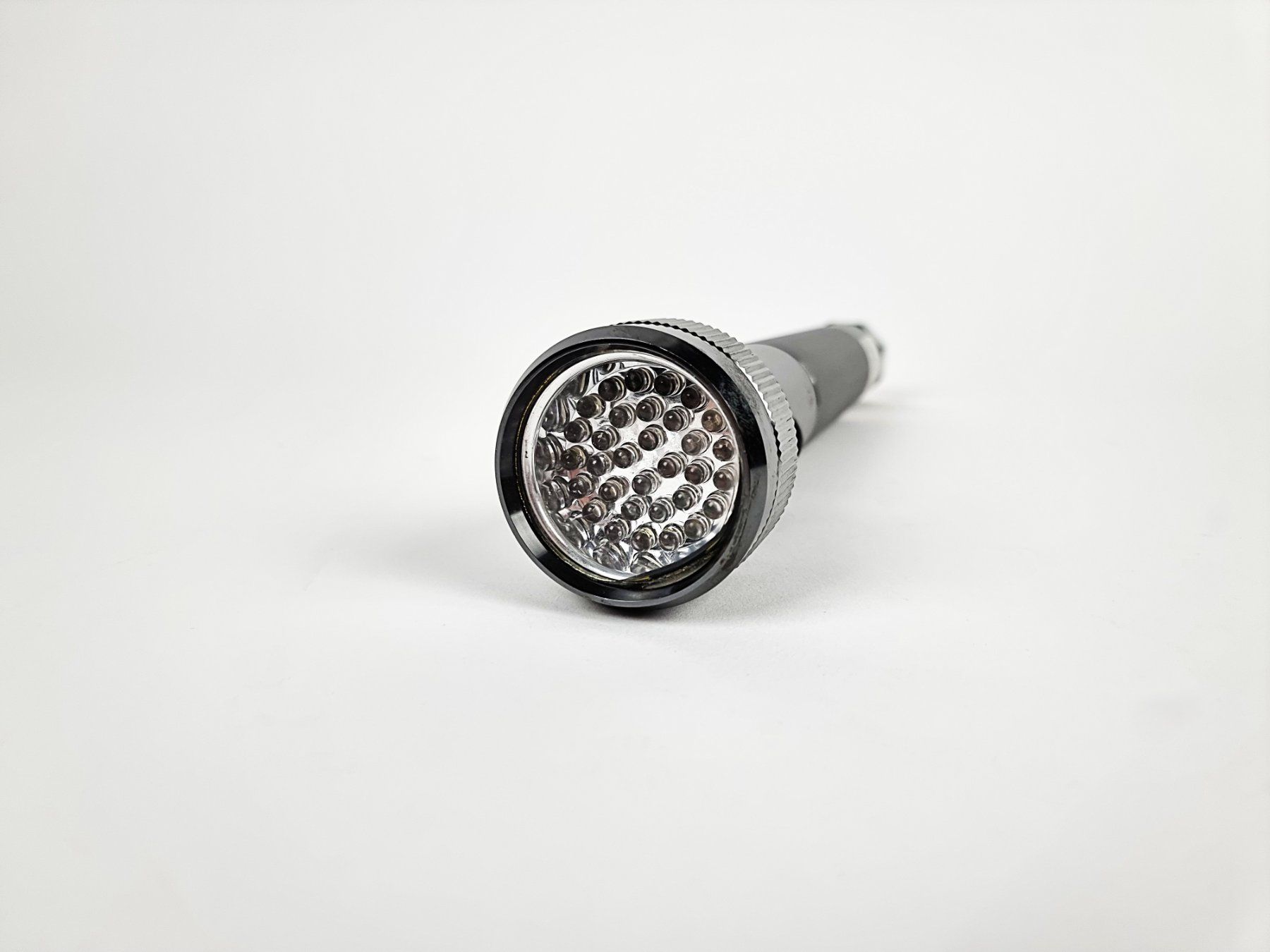 Lampade: Taschenlampe – Usato da Urtenen-Schönbühl venduto da Restwert_Schoenbuehl 3