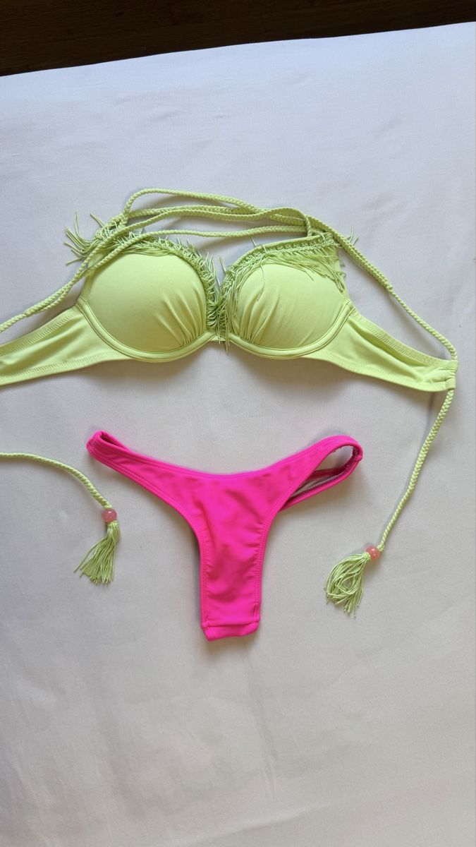 Maillots de bain & Bikinis: Bikini Grösse S – Push-up-Oberteil und String – D'occasion à Bonstetten par AngelaF23 1