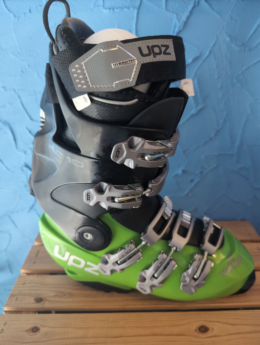 Scarpe da uomo: UPZ RC 10 Hardboots  – Nuovo e nell'imballaggio originale da Rüti ZH venduto da joe_5d6f