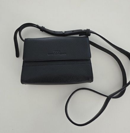 KEINE SCHWESTER Lilo Tasche