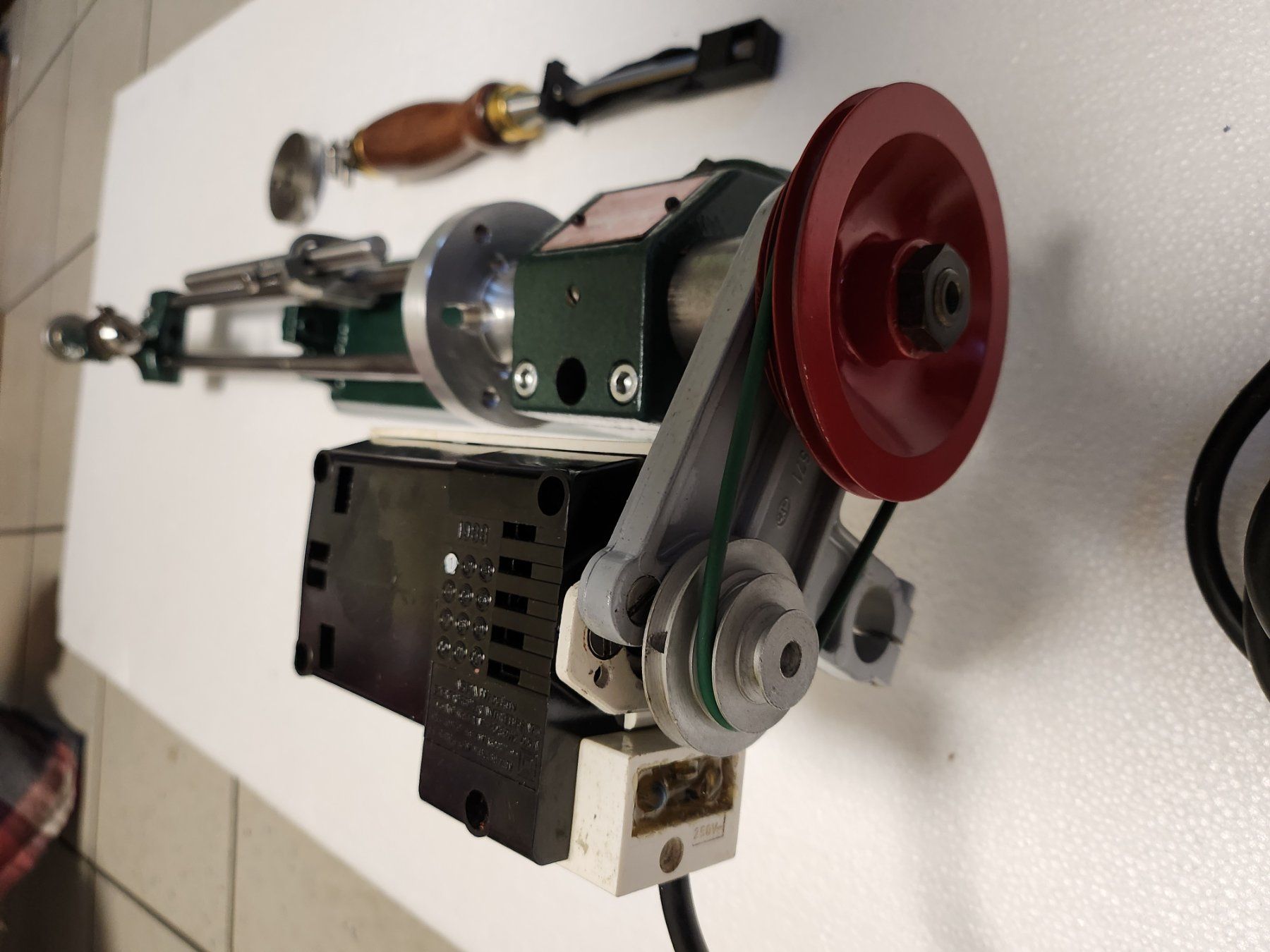 EMCO UNIMAT DRECHSELMASCHINE mit LANGEN FÜHRUNGEN (Gebraucht) in ...