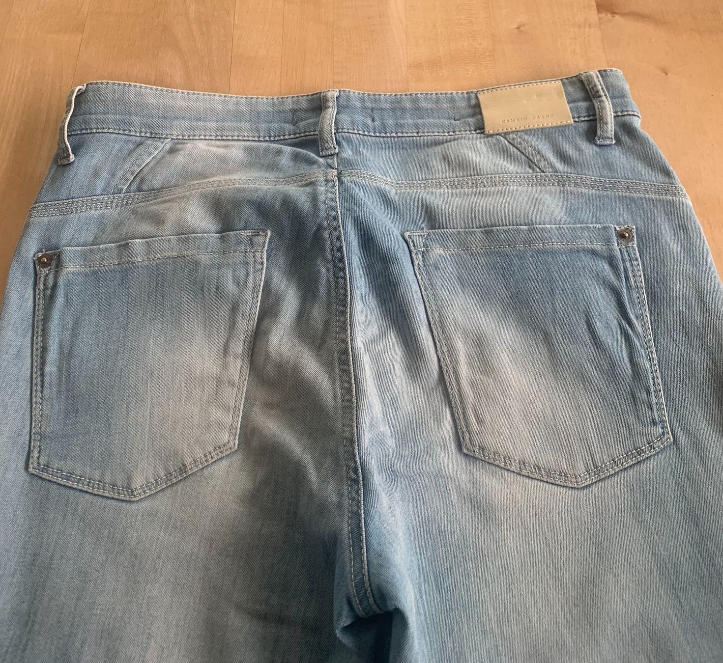 Cambio Jeans: Damen-Jeanshose (Cambio) – Nuovo (secondo la descrizione) da Azmoos venduto da Verwir64 1