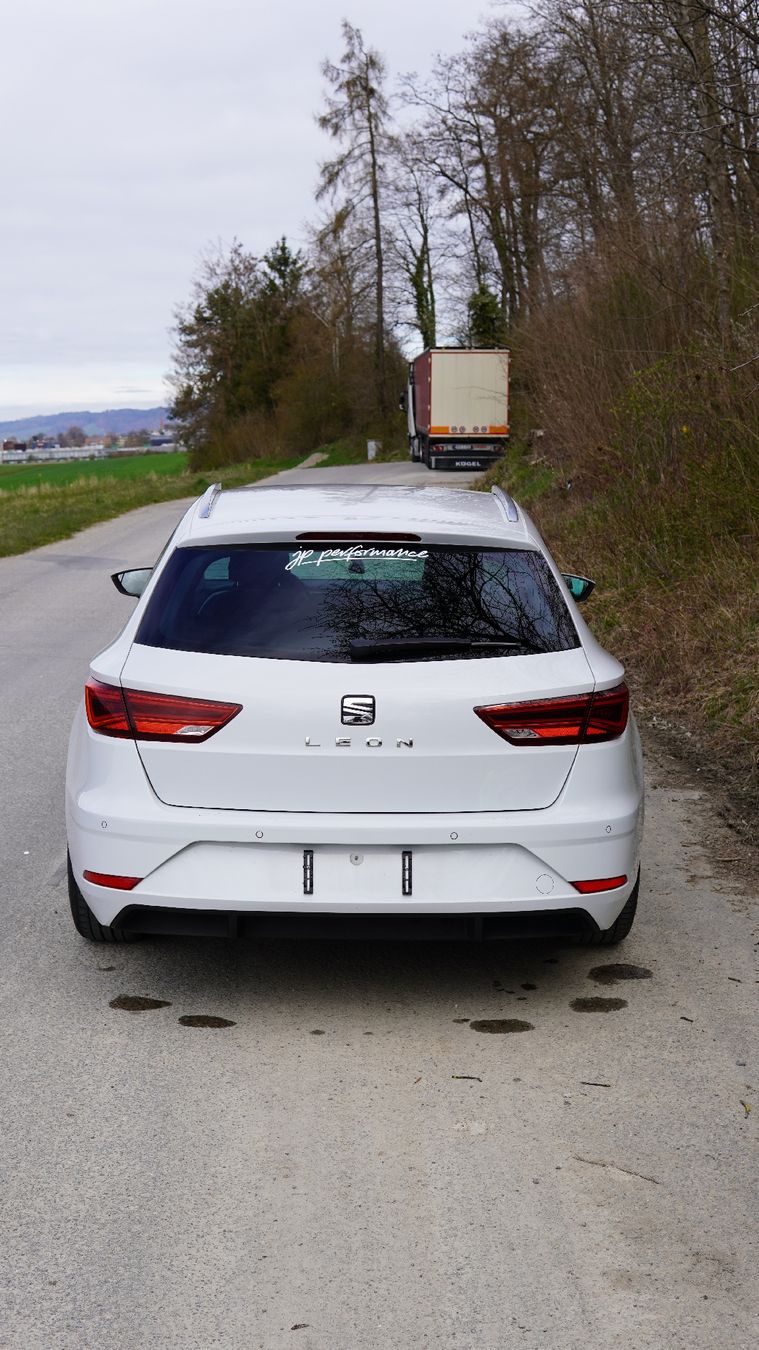 Seat Autos: Seat Leon ST 2.0 TDI – Gebraucht aus Wichtrach von Bujasi 1