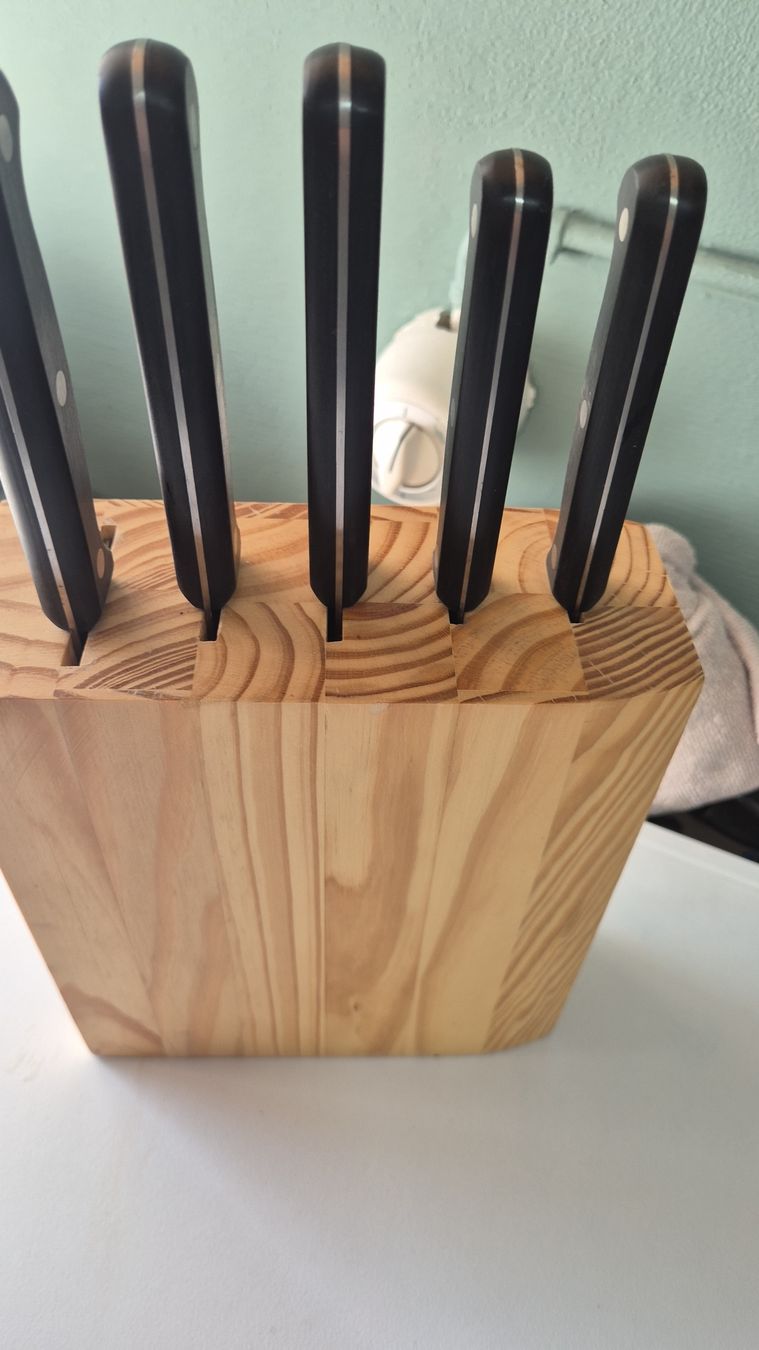 Coltelli: Messerblock aus Holz mit 5 Messern- lunasol – Nuovo (secondo la descrizione) da Zofingen venduto da Just_That_Thing 2
