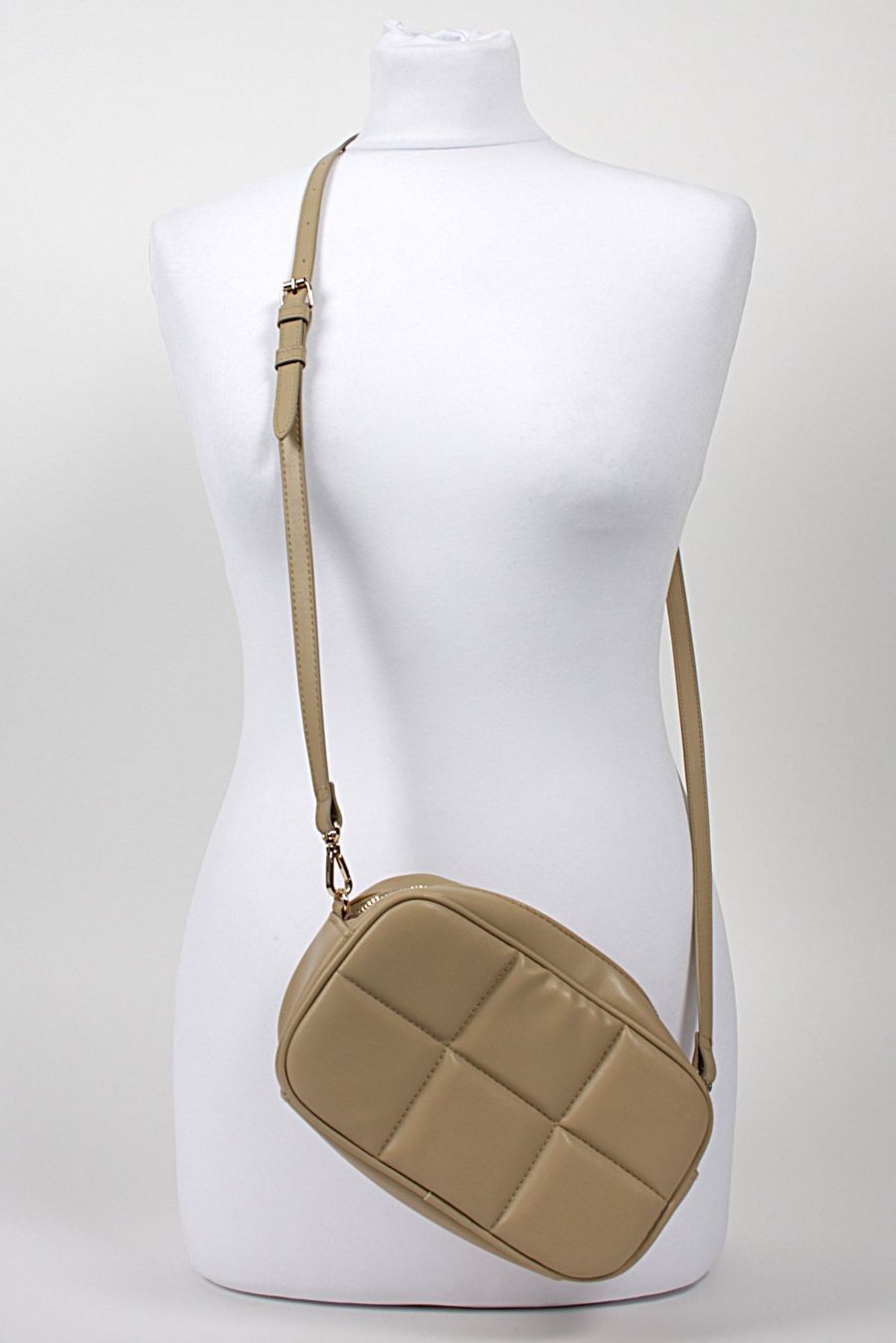 H&M Taschen für Damen: H&M Clutch beige – Gebraucht aus Zollikofen von Restwert_Zollikofen