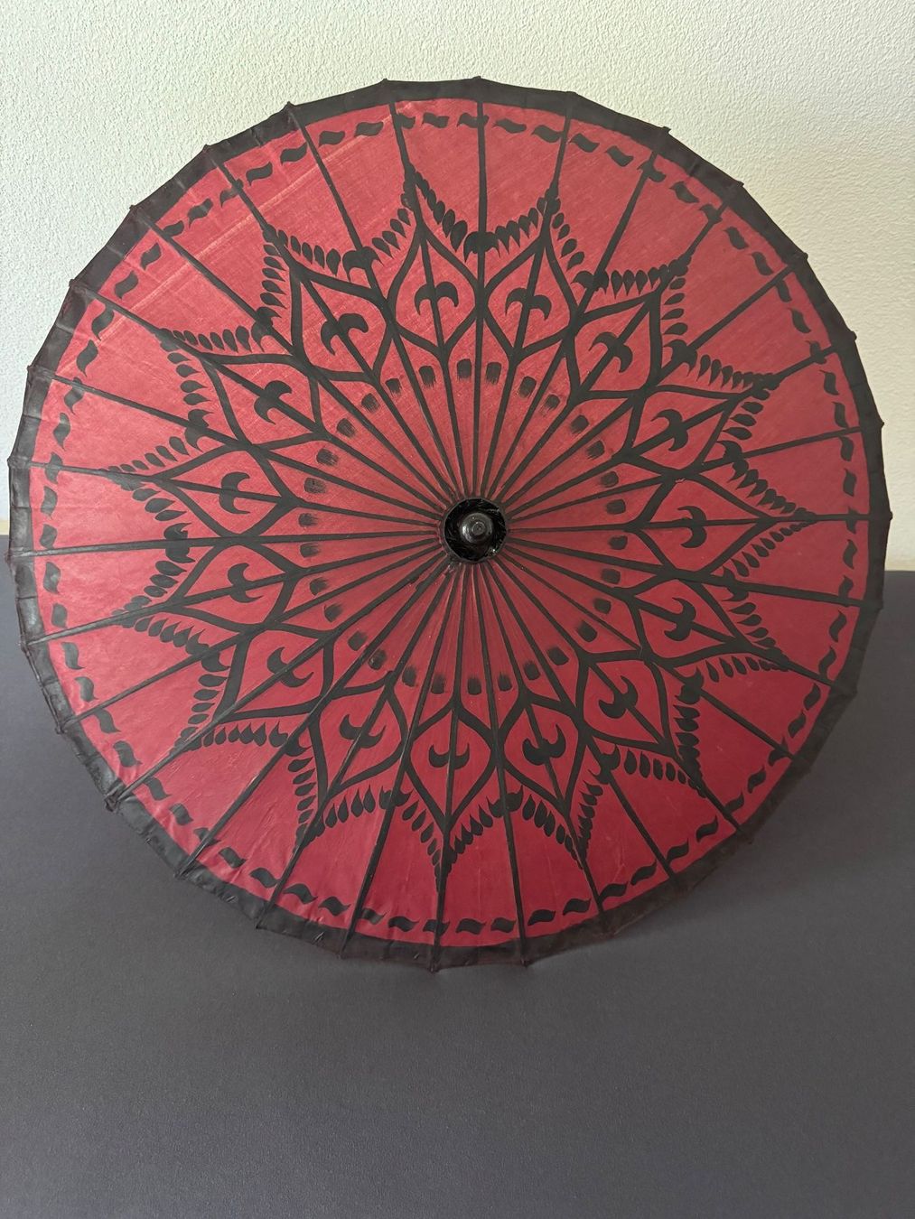 Parapluies: BURMESISCHER SCHIRM - FABRIKNEU – Neuf avec emballage d'origine à Honau par sainj