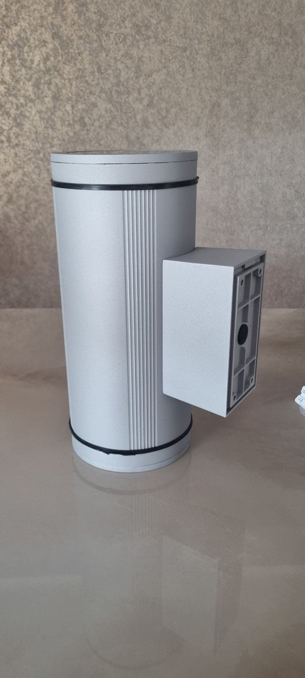 Lampen: Robuste Metall Gehäuse Einbrennlackierung Restposten LED – Gebraucht aus Geroldswil von jmop 5
