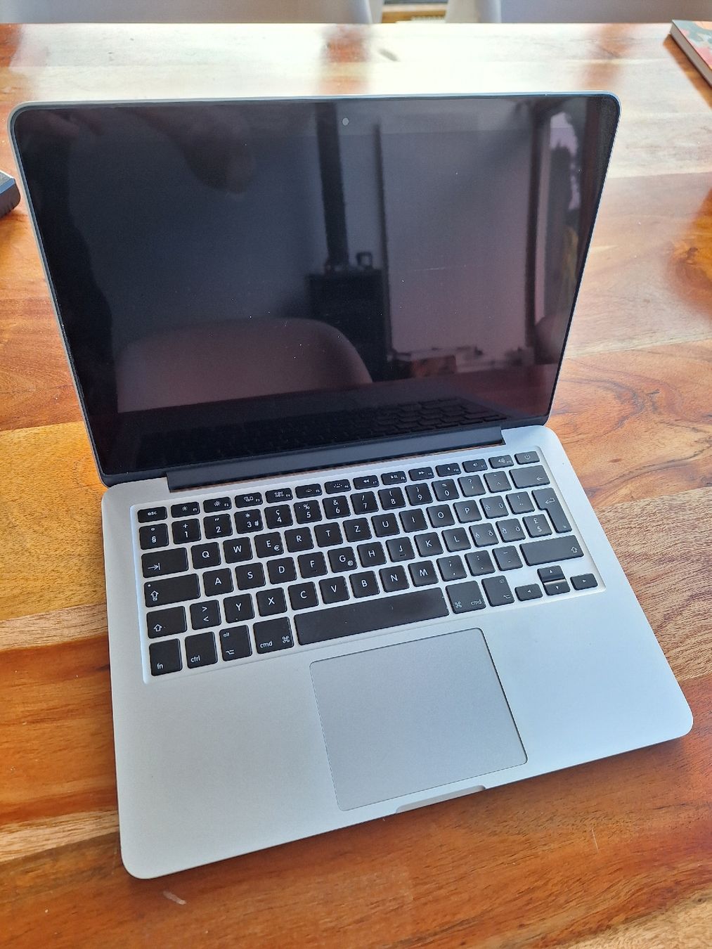 Apple Notebook: MacBook Pro 13", i5, 8GB RAM – Usato da Hunzenschwil venduto da oli23