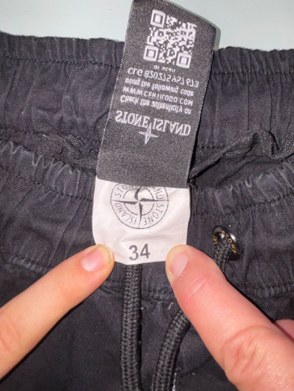 Hosen: Stone Island Hose schwarz, Gr. 34 – Gebraucht aus Lüchingen von rheininsel94 2