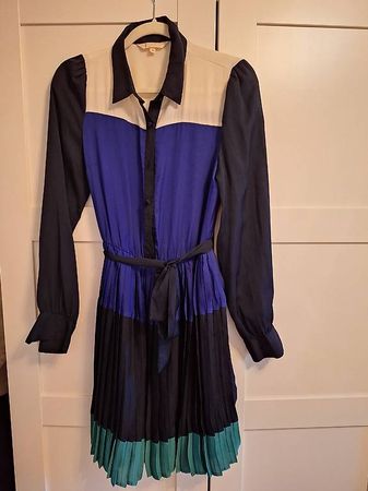Schickes Hemdblusenkleid Gr. IT 44 (DE 38)