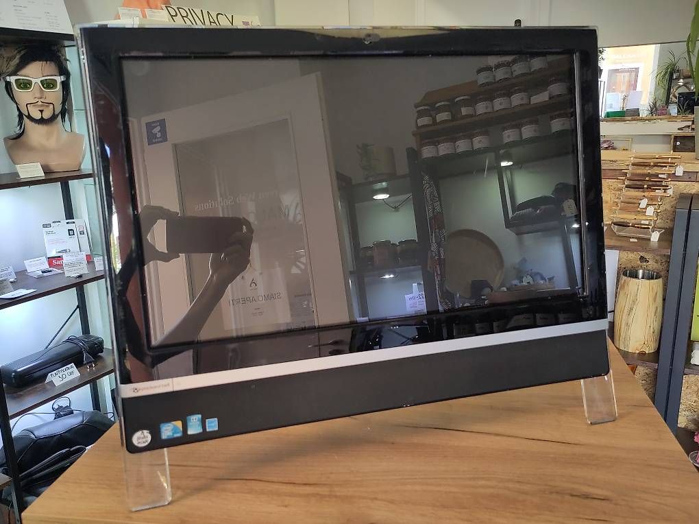 PCs: Packard Bell OneTwo  touchscreen 1080p - con Linux – D'occasion à Novaggio par GreenWebSolutions 2