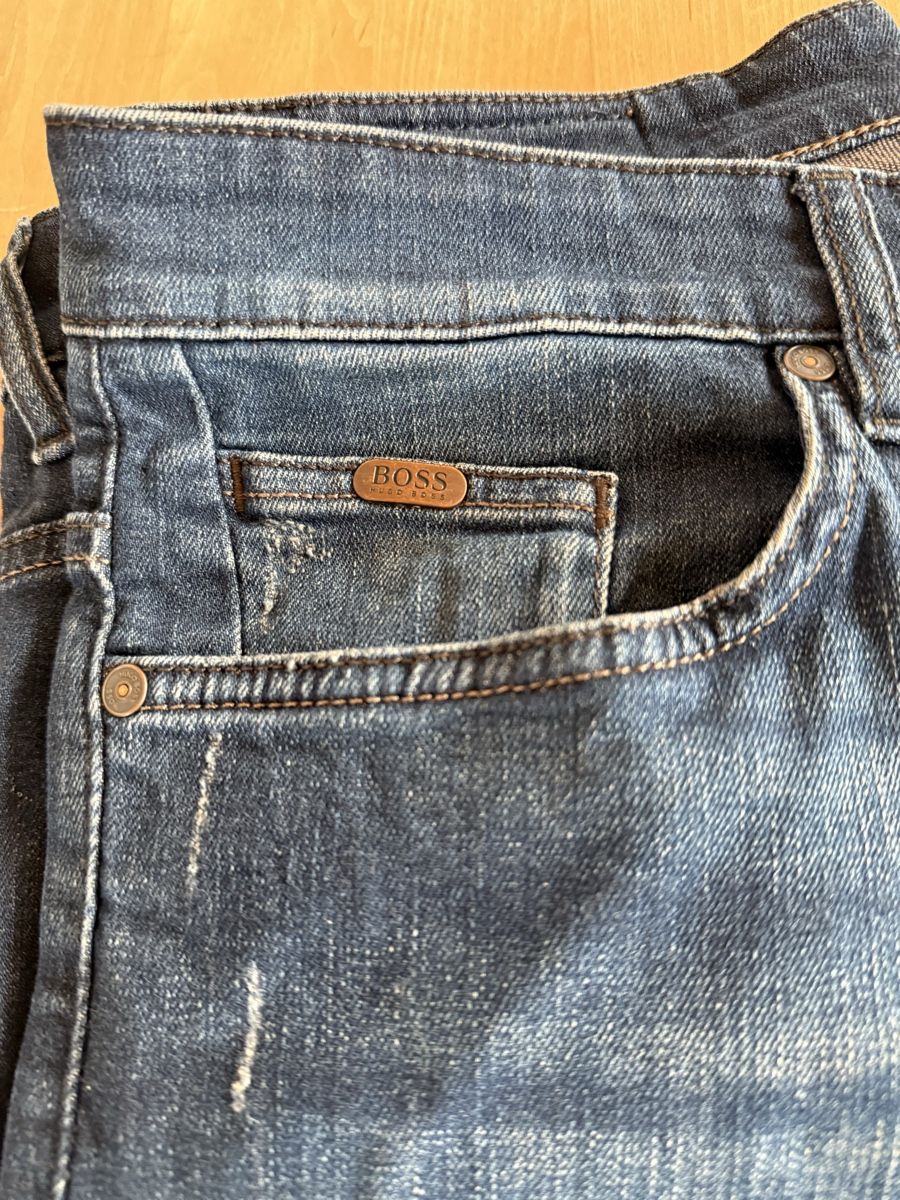 Jeans: Boss Green Jeans W32 L36 – Nuovo (secondo la descrizione) da Bürglen TG venduto da Jape6258