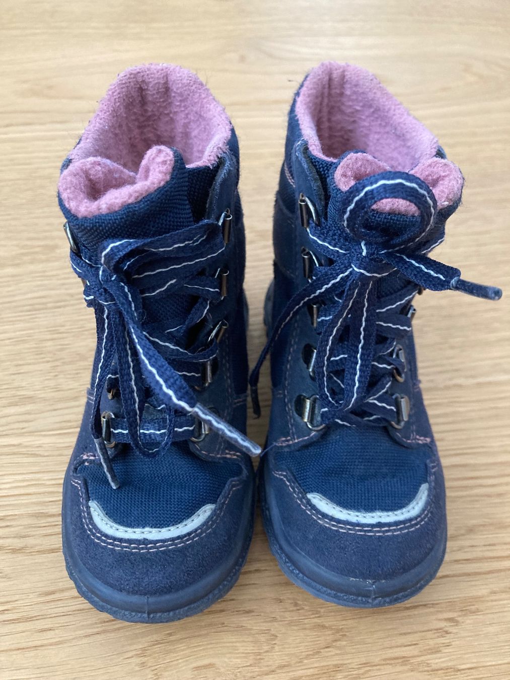 Superfit Scarpe per ragazze: Superfit Winterstiefel Gr. 24 – Usato da Oberstammheim venduto da Annatina11