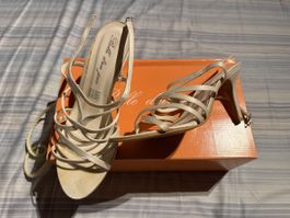 Sandales crème à talons 